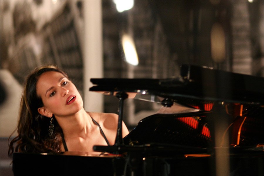 jazz dans les prés reçoit Leila Olives